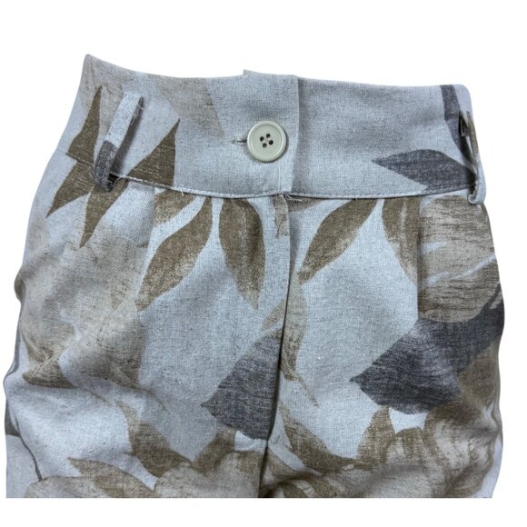 Ay Riss Women’s Gray & Brown Leaf Print High-Waisted Shorts Size M - Picture 4 of 9